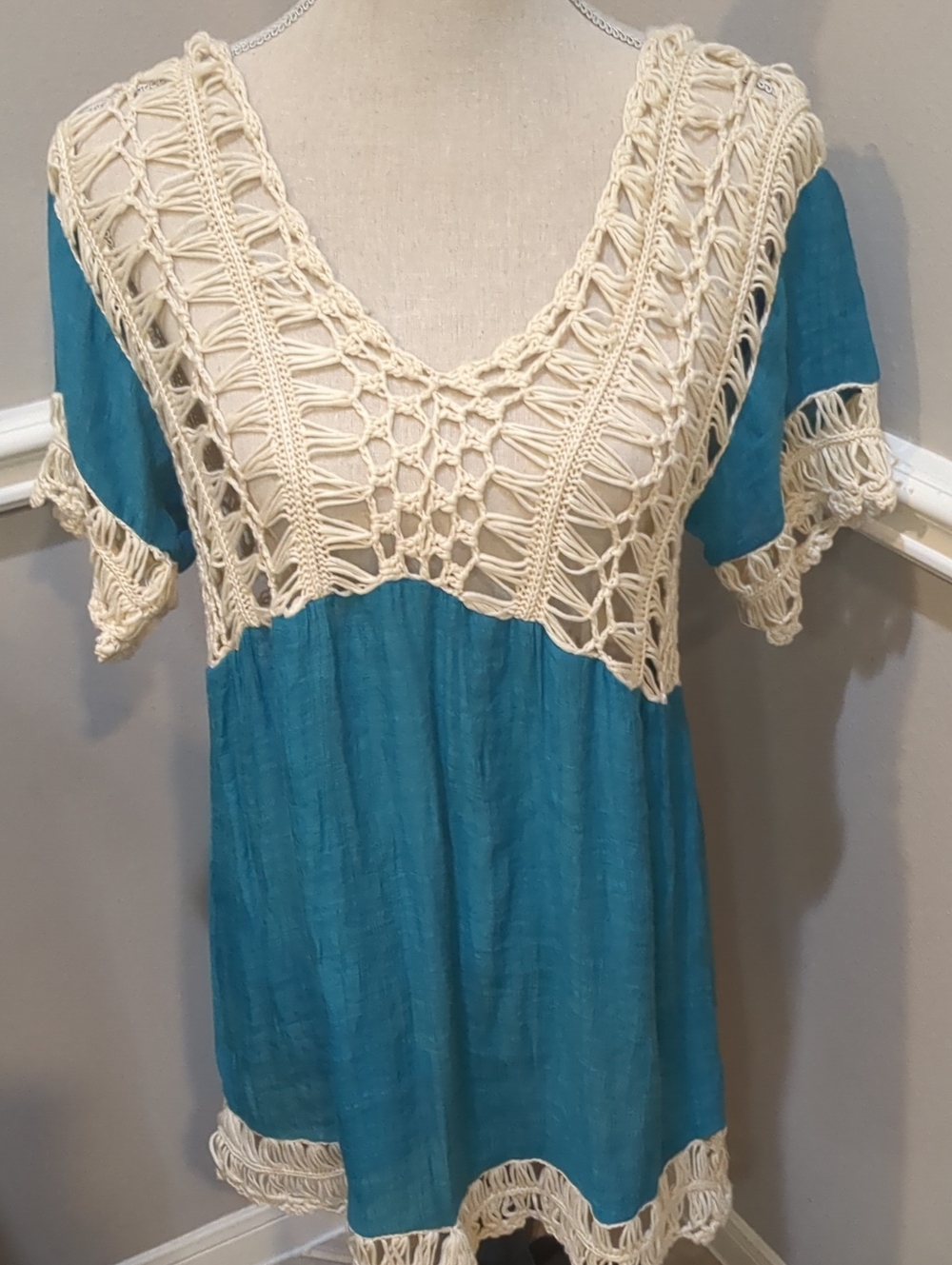 Kori America Boho Crochet Yoke Teal Short Sleeve Tunic